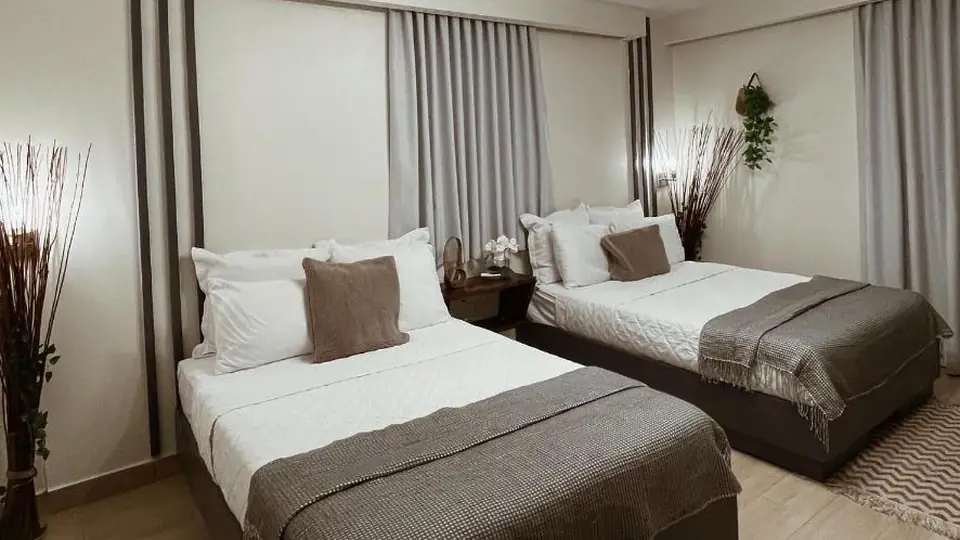 Twin Room at Studio 27